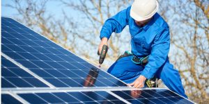 Installation Maintenance Panneaux Solaires Photovoltaïques à Besse